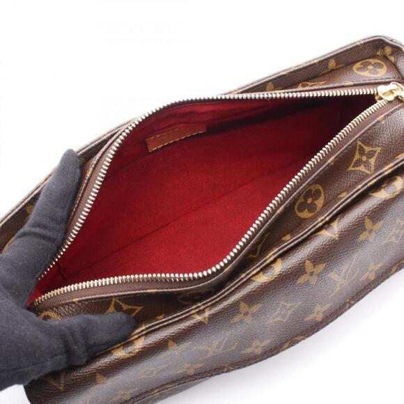 LOUIS VUITTON Brown Monogram Leather Shoulder Bag - Picture 4 of 11